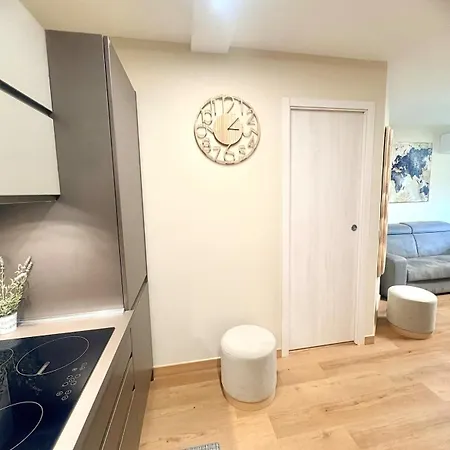 House Eur - - Modern דירה