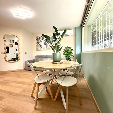 House Eur - - Modern דירה